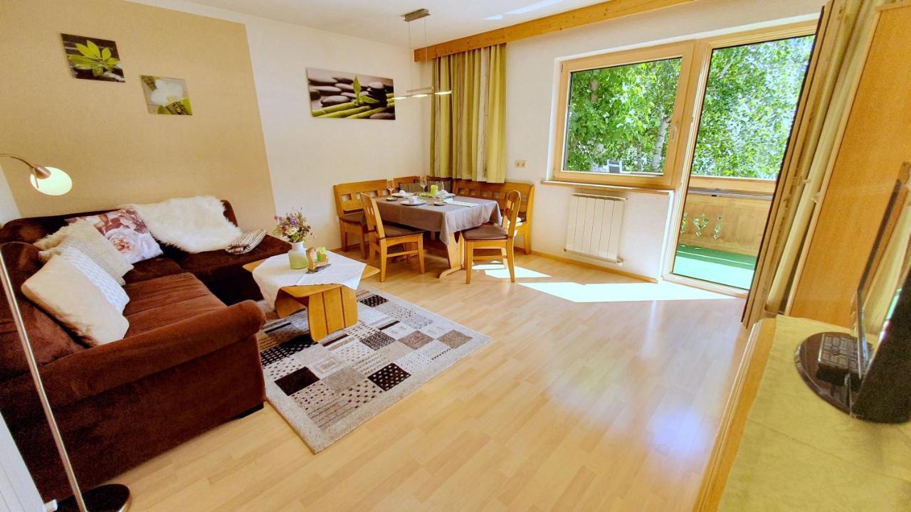 Appartements-Pension Reinstadler 프루츠 외부 사진