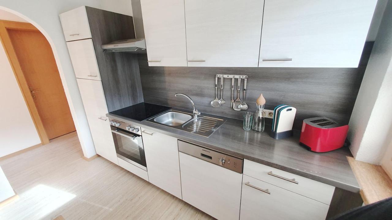 Appartements-Pension Reinstadler 프루츠 외부 사진
